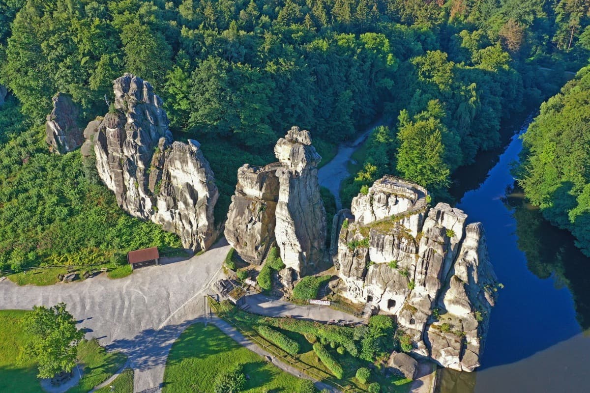 Grotte in den Externsteinen